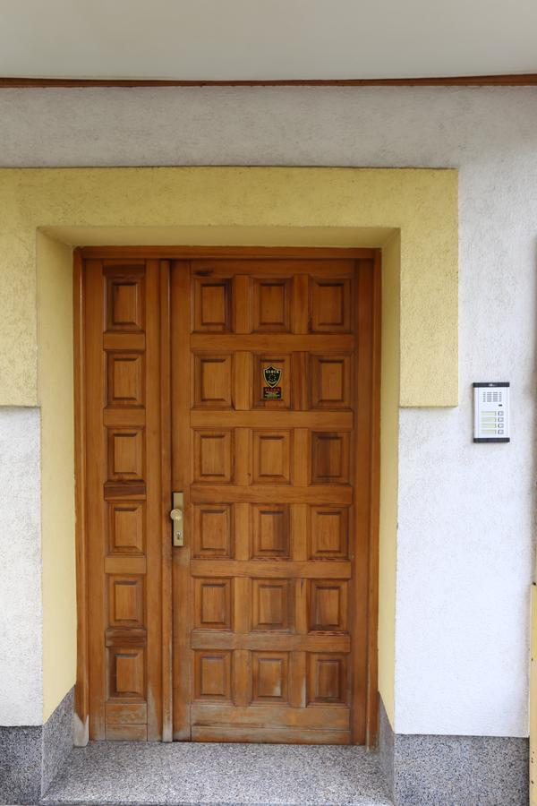 Apartments Villa Irma Sarajevo Exterior photo